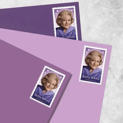 2025 USa Forever Betty White Stamps